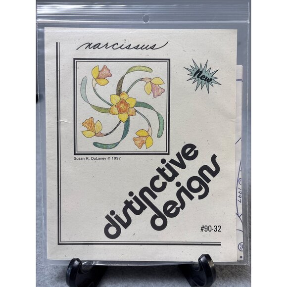 Narcissus Quilt Appliqué Pattern Distinctive Designs #90-32 12"x12" Flower Desig - Picture 1 of 4